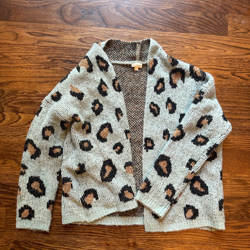 Leopard Print cardigan/sweater